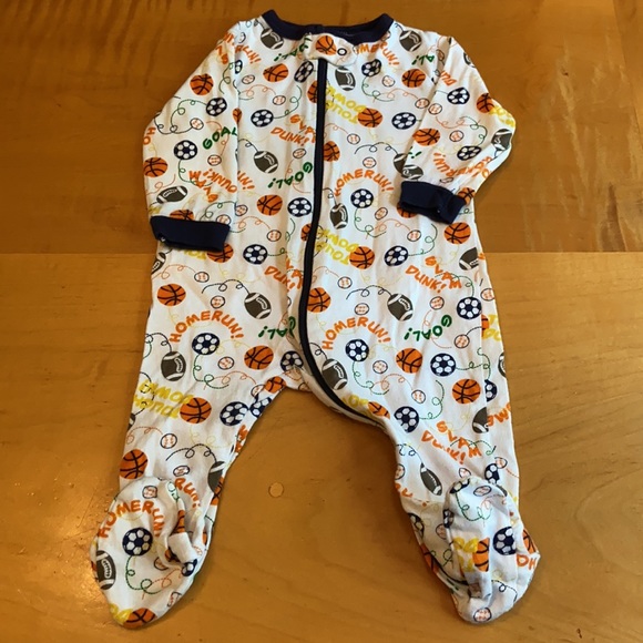 Sports Pajamas Bundle: Newborn and 0-3 Months - Picture 6 of 7